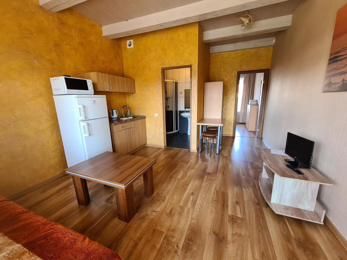 Pajurio Vingis Aparthotel Palanga Kültér fotó